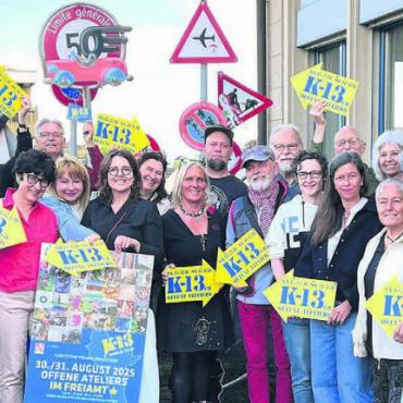 Kunstszene zeigt Präsenz - Die Vertreter der Freiämter Kunstszene sind bereit für die gemeinsame Aktion «Offene Ateliers im Freiamt» am 30./31. August. Bilder: Walter Minder