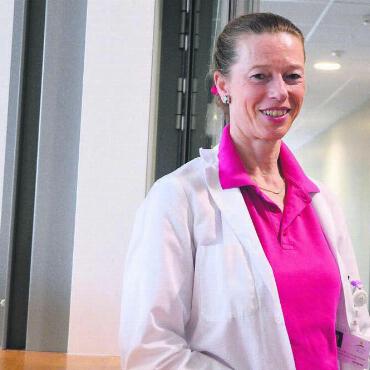 Weiterhin ganz vieles für die Frau - Kirsten Stähler ist Chefärztin Gynäkologie und Geburtshilfe am Spital Muri. Bild: Annemarie Keusch