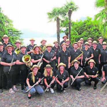 Musikalisch und kulinarisch unterwegs - Die Musikgesellschaft Villmergen gab auf ihrer Reise ein Gastspiel in Lugano. Bild: zg