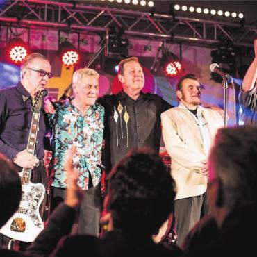 Schützi-Open-Air in Fahrwangen - Die britische Rockabilly-Band Matchbox. Bild: pd