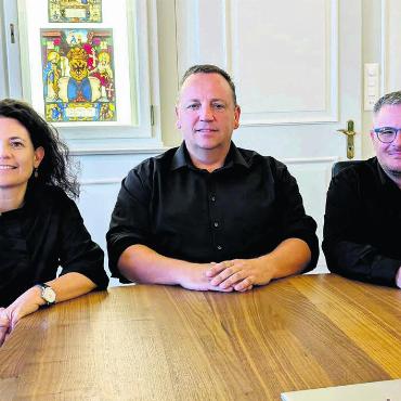 Für Kontinuität im Umbruch - Claudia Bamert, Stephan Troxler und Daniel Sommerhalder wollen die Bremgarter Regierung gemeinsam in die herausfordernde Zukunft führen. Bild: Marco Huwyler