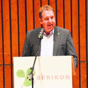 Neustart ohne Vorwürfe - Nach 16 Jahren im Gemeinderat, davon 14 Jahre als Ammann, hat Stefan Bossard seinen Rücktritt bekannt gegeben. Bild: Archiv