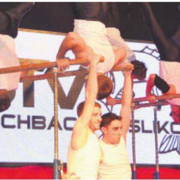 Turnshow mit «Plan B» - Die Turnshow des Sport- und Turnvereins Fischbach-Göslikon verspricht viel Spektakel. Bild: Archiv