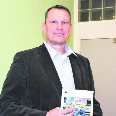 Kenner der Polizeiarbeit - Grossrat und Gemeinderat Roland Vogt steht seit genau einem Vierteljahrhundert im Polizeidienst: Als Sicherheitspolitiker sieht er im dualen System mit Regionalpolizei und Kantonspolizei viele Vorteile. Bild: Daniel Mari