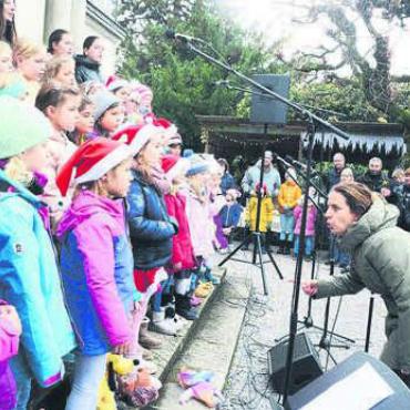 Es geht definitiv weiter - Der Auftritt des Kinderchors soll auch dieses Jahr nicht fehlen. Bild: Archiv