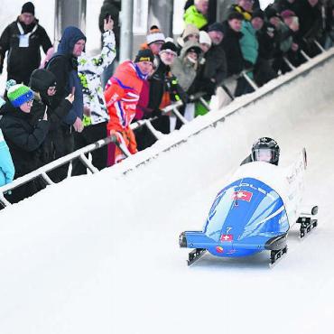Supergefühl täuscht nicht - Es fehlte nicht viel für ihren Premierensieg im Monobob.