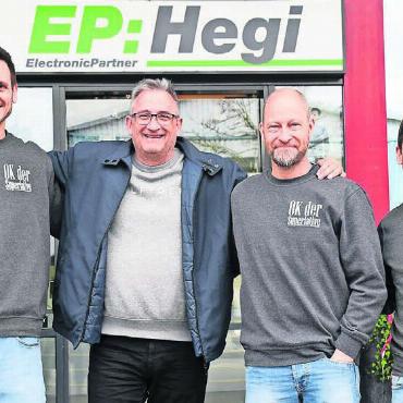 Den Königstitel im Visier - Das OK der Superlative mit dem Hauptsponsor (von links): Marc Zimmermann, Bernhard Hegi, Dennis Andermatt und Lukas Küchler. Bild: dm