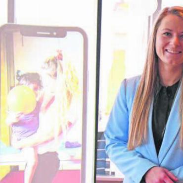 Die selbstlose Lebensretterin - Die Sarmenstorferin Salome Widmer referierte bei Rotary Freiamt Bild: dm