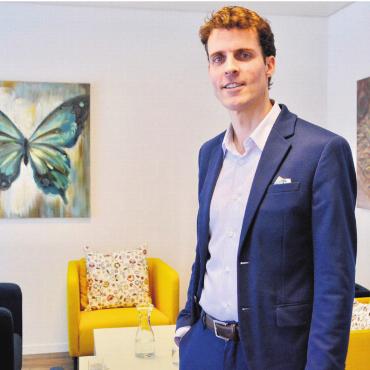 In Socken vor 250 000 Zuschauern - In der Kirchgemeinde Kelleramt schätzt er den direkten Kontakt zu den Leuten: Reto Studer. Bild: Thomas Stöckli