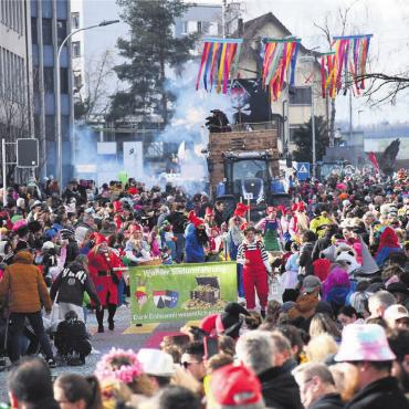 «Wonderland Wohle» - 2024 stürzten sich 18 000 Zuschauer ins fasnächtliche Treiben. Bild: Archiv