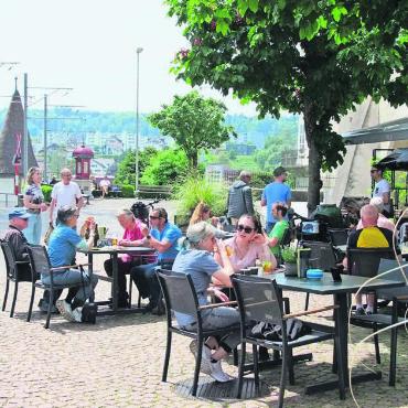 Wo bleibt das neue Gastro-Reglement? - Ein Bild aus der Vergangenheit: Das «Gnusswerk» wird bis zu seiner Schliessung Ende Monat keine Gäste mehr draussen bewirten dürfen. Bilder: Archiv