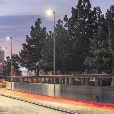 Keine negativen Effekte bekannt - Nacht 0.30 Uhr brennen nur noch an ausgewählten Orten die Strassenlampen. Und das soll nach dem Willen des Gemeinderats so bleiben. Bild: ibw