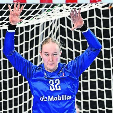 Erst Gala, dann Krimi - Seraina Kuratli hat gegen den Iran in der zweiten Halbzeit ihr Tor zugenagelt und nur zwei Gegentreffer kassiert. Bild: awa