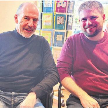 Idealen Nachfolger gefunden - Zwei, die sich bestens verstehen: Heinz Binder (links) und Stefan Grüninger vereint die Liebe zur Musik. Bild: Chregi Hansen