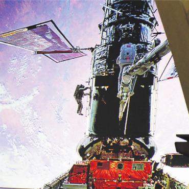 Den unmöglichen Traum gelebt - Astronaut Claude Nicollier zeigte eine ganze Menge wunderbare Bilder, wie beispielsweise von seinem Weltraumspaziergang im Dezember 1999.