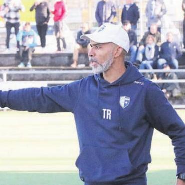Der «Oldie» will helfen - Für den FC Wohlen und Trainer Piu steht noch der Feinschliff an. In einer Woche geht die neue Saison los. Bild: Archiv