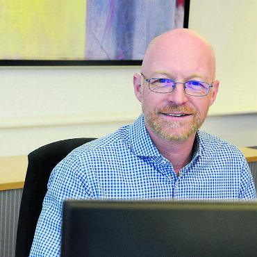 Wahltag ist Kampftag - Am Wochenende wartet viel Arbeit auf ihn. Aber Gemeindeschreiber Josef Würsch ist überzeugt, dass er und die gesamte Villmerger Verwaltung optimal vorbereitet sind auf diesen Wahlsonntag. Bild: Chregi Hansen