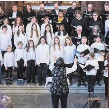 Viel Applaus als Lohn - Grosser Auftritt in der Kapuzinerkirche: Die Bremgarter Kantorei begeisterte. Bild: zg