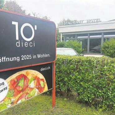 Mit italienischer Lebensfreude - Ankunft wird bereits angekündigt: Im ehemaligen Restaurant Freiämterhof wird das Unternehmen Dieci mit seinem Pizzakurier einziehen. Bild: spr
