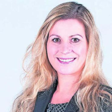 Auf dem Rücken des Pferdes - Neue Buttwiler Gemeinderätin: Anita Thielken. Bild: zg