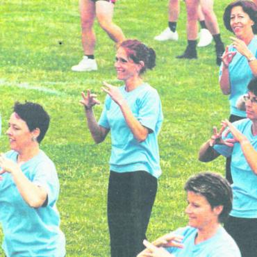 2000 Turnerinnen und Turner in Sarmenstorf - Höhepunkt des Kreisturnfestes in Sarmenstorf ist die Turngala. Bild: Archiv