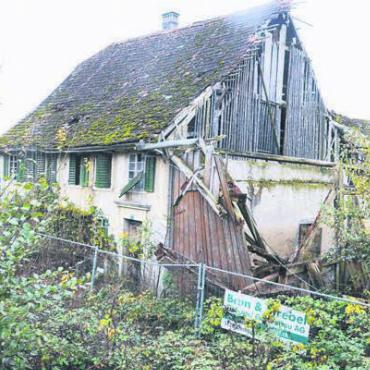 Weg frei für neue Überbauung - Der frühere Schandfleck wurde vor einigen Wochen abgerissen, nachdem die Unterschutzstellung aufgehoben worden war.