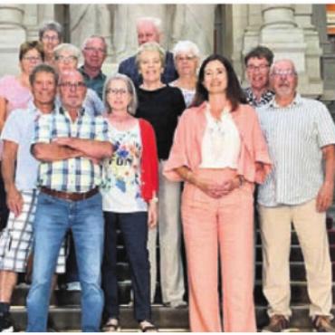 Eindrückliches Erlebnis - Die Jahrgänger machten einen Ausflug ins Bundeshaus. Bild: zg