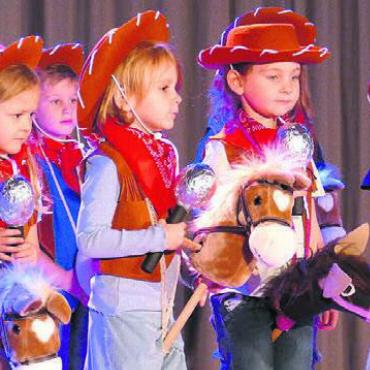 Ein Event-Manger soll es richten - Hoch zu Ross: Die Cowboys und Cowgirls vom Kinderturnen.