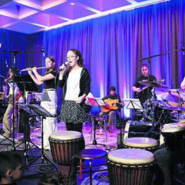 Intensiv und spannend - Die elfköpfige Band «Who gone» mit Sängerin Kerstin Vogel hat bereits schon Bühnenerfahrung.