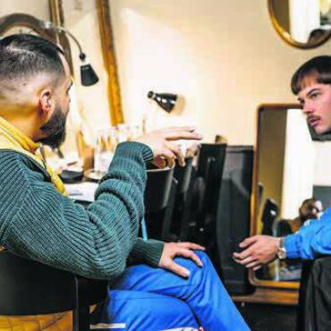 «Eine echt krasse Show» - Locker drauf in der Garderobe vor der Talkshow: Jeremy Chavez und «Aditotoro».