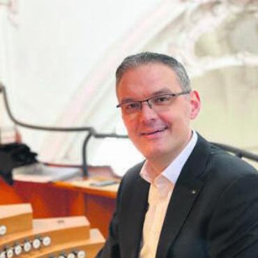 Spannendes Orgelkonzert - Kirchenmusiker Stephan Kreutz spielt in der Pfarrkirche St. Peter und Paul. Bild: zg