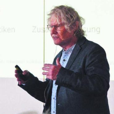 Auch das Altern entwickelt sich - Roland Guntern begleitet das Projekt seitens der Pro Senectute.