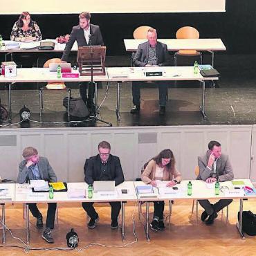 Es bleibt bei 120 Prozent - Mitte Oktober wies der Einwohnerrat das Budget zurück (Bild) und stellte Forderungen: Diese Forderungen werden nun vom Gemeinderat kaum umgesetzt. Bild: Archiv/spr