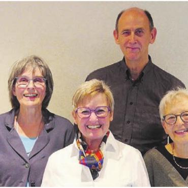 Etwas Spezielles fürs Jubiläum - Der Vorstand wurde wiedergewählt (von links): Eva Specht, Margret Pfister, Silvia Bonderer und (hinten) Thierry Maetz sind für die weitere Amtszeit motiviert.
Bild: zg