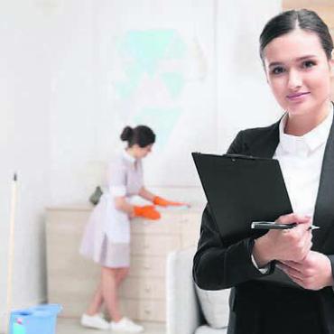 Eine leitende Stellung in der Hotellerie-Hauswirtschaft - Im wbz erwerben Teilnehmende das nötige Know-how.