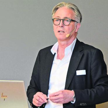 Immer mehr junge Leute - Gino Fiorentin bei seiner letzten Generalversammlung als Präsident des Vereins Murimoos. Bilder: Annemarie Keusch