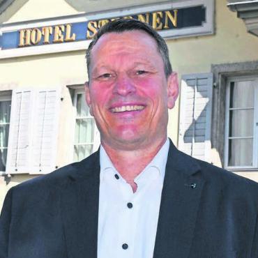 Er will die Weichen neu stellen - Roland Vogt (SVP) fordert den jetzigen Amtsinhaber heraus und kandidiert für den Posten des Gemeindeammanns. Bild: Daniel Marti