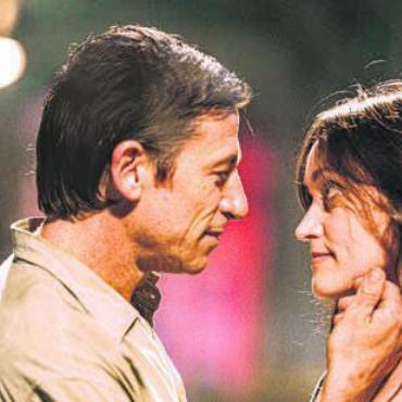 Von der Liebe und dem Leben - Eine Taxifahrerin fährt sein Auto zu Schrott − sie könnte aber auch die Liebe seines Lebens sein. ««Adiós Buenos Aires» ist ein erfreulich leichtherzig erzählter Film.