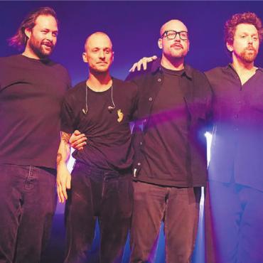 Ansteckende Energie - Höchst emotionaler Moment: «Tompaul» aus Baden gab während des Konzerts bekannt, dass die Bandmitglieder in Zukunft getrennte Wege gehen.