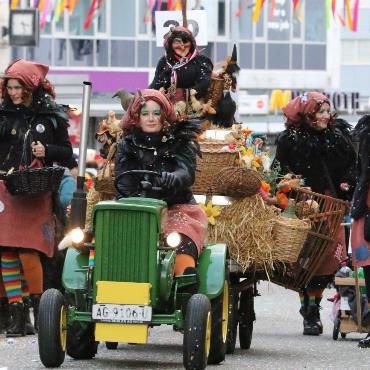 Fasnachtsumzug in Wohlen zieht 18 000 Menschen an