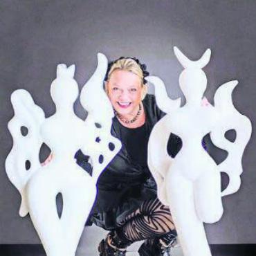 Halde Galerie feiert - Evelyne Brader-Frank führt Bild: zg