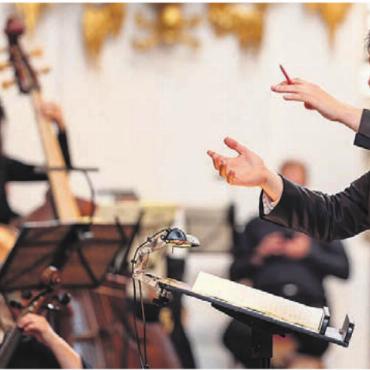 Musik gewordene Lebensfreude - Walter Siegel ist es gelungen, Orchester, Chor und Solisten zu einem stimmigen Ganzen zusammenzuführen.