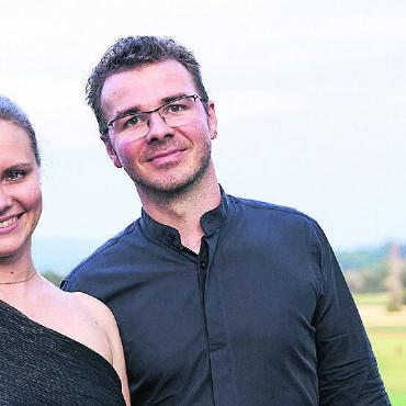 Unbekanntes entdecken, Bekanntes geniessen - Festivalleitung: Julia Fischer und Benjamin Nyffenegger. Bild: zg