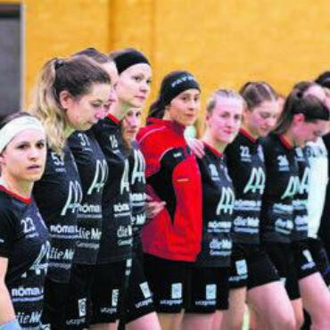 Ein deutlicher Erfolg - Sind Meister der 1. Liga und kämpfen um den Aufstieg in die NLB: Die Frauen des UHC Bremgarten. Bild: Luca Rey