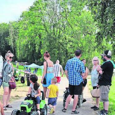 Vom Dorf getragen - Auf dem Gelände gab es Plätze zum Spielen, Begegnen und Verweilen.