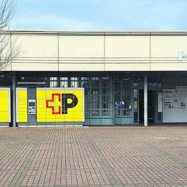 Neue Platzverhältnisse - Während des Umbaus wird die Post in ein Container-Provisorium umziehen, welches vor der Filiale zu stehen kommt. Bild: mo