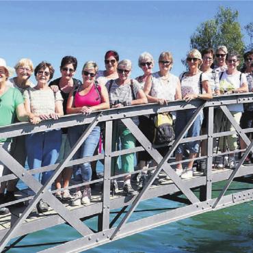 Unterwegs bei herrlichem Wetter - Die Frauen vom DTV Virtus genossen auf ihrer Reise das herrliche Panorama. Bild: zg