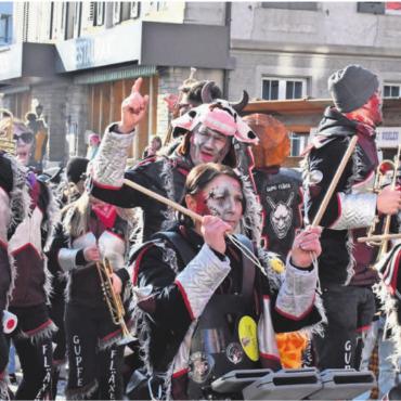 Wunderland im Freudentaumel - Die machten mit ihrer Klasse-Show mächtig Dampf im Wohler Zentrum: die Gupfefläxer Bannholz aus Deutschland.