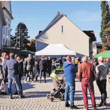 Klein, aber fein - Der beliebte Wochenmarkt startet nach den Sommerferien in die zweite Runde. Bild: zg