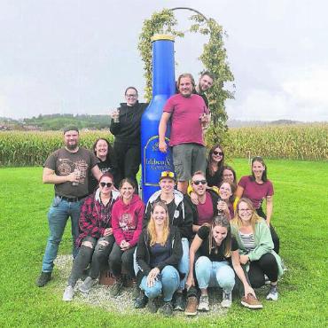 Bier-Olympiade und Schienenvelo - Die Villmerger Guggenmusik verbrachte ein tolles und abwechs-Bild: zg